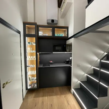 Casa Cappellari Design A Campo De' Fiori * Roma